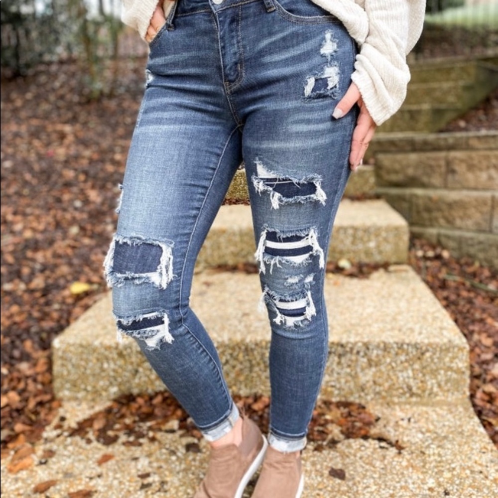 NWT 18W Patched Skinnies Judy Blues